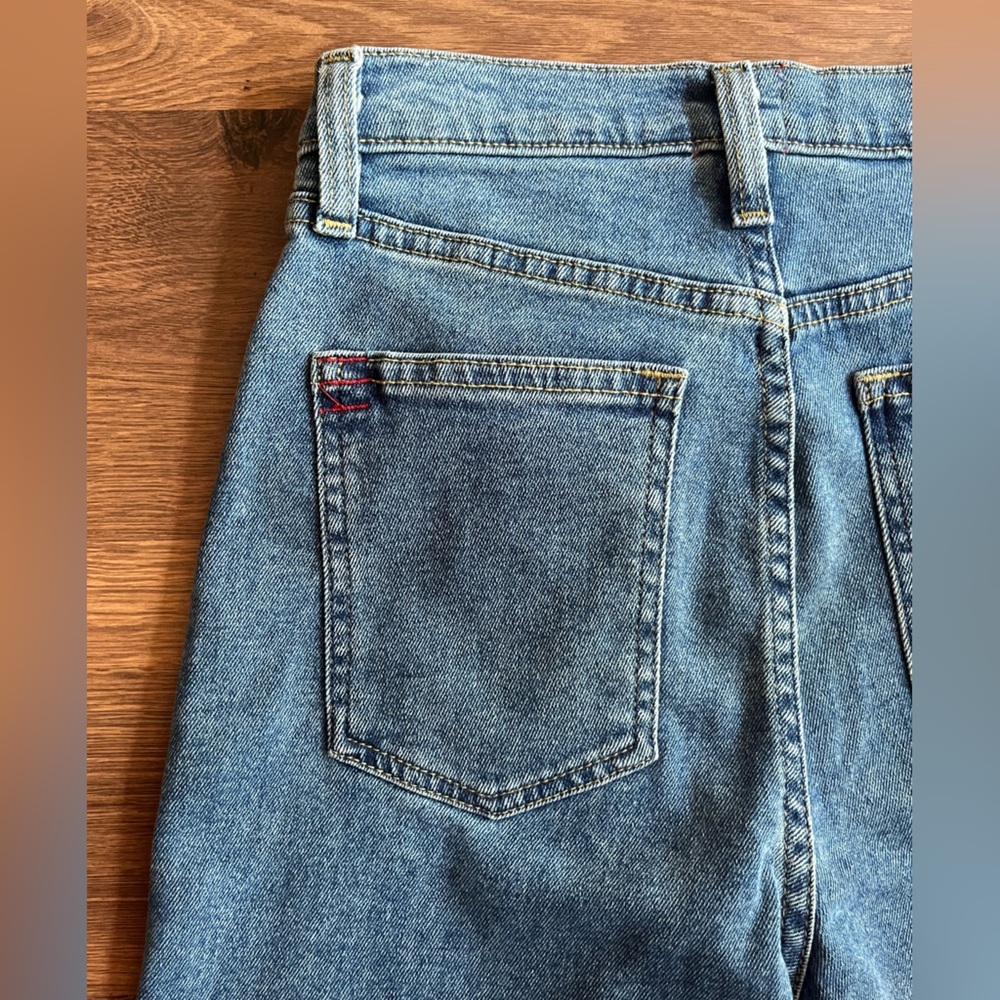 BDG Urban Outfitters Girlfriend High Rise Jeans – Size 25 | Frayed Hem | Vintage - Picture 11 of 13